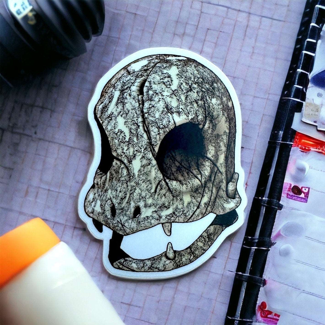 004 Skull Sticker